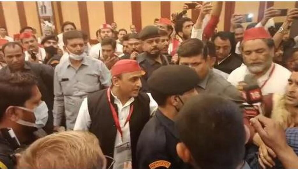 Akhilesh Yadav and his supporters