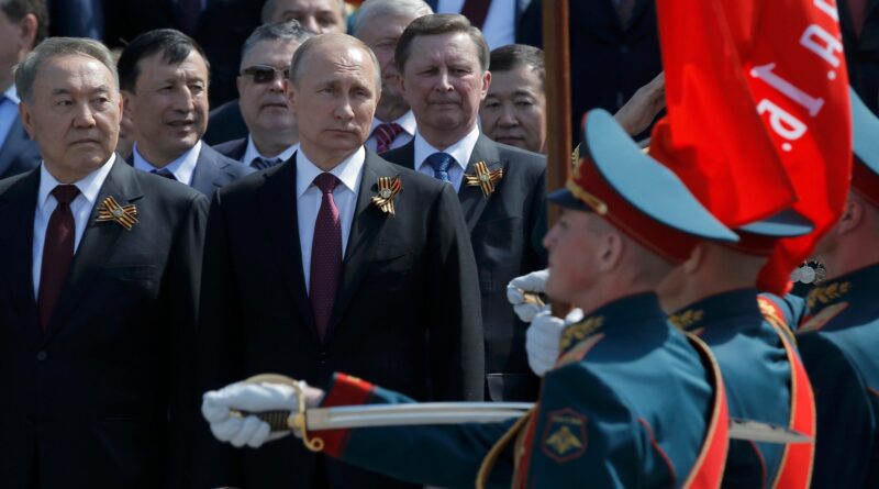 Vladimir Putin inspected