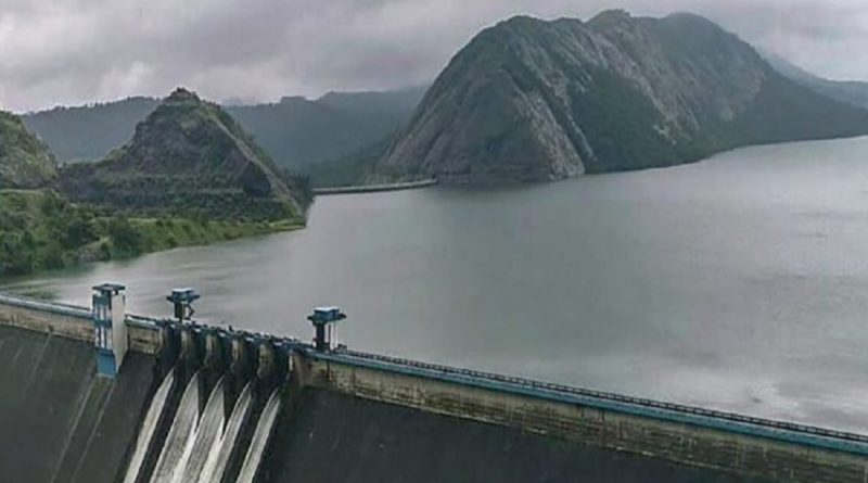 Red alert issued for 10 dams