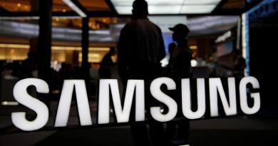 Samsung became the world's top smartphone