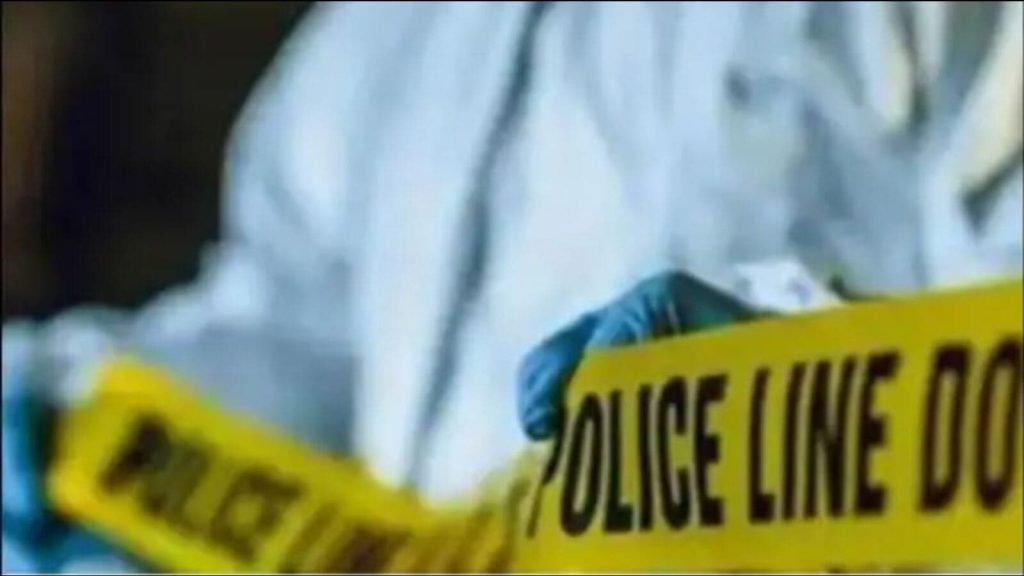 Six policemen were stabbed