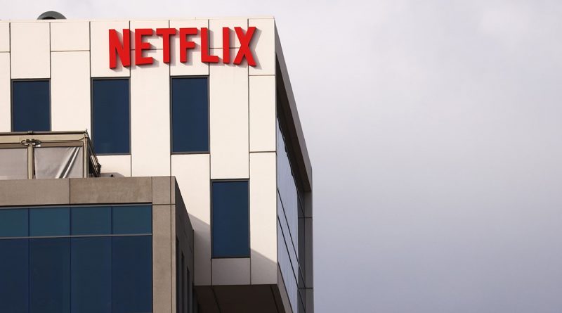 Netflix fired 300 employees,