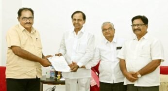 Telangana Politics: CPI(M) Leaders Meet KCR, Extend Support