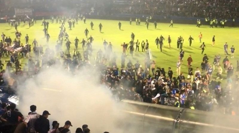 Indonesia Football Fans Clash: