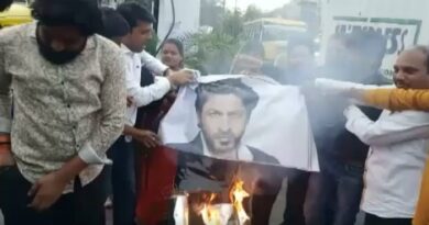 Why Uproar in Jabalpur against Shah Rukh Khan