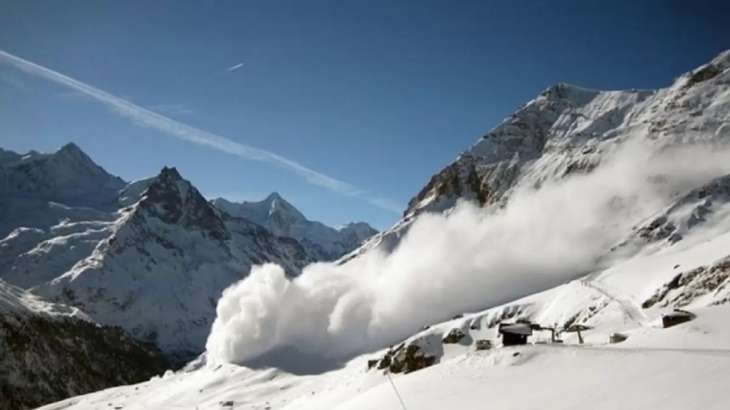 Tibet Avalanche: Violent avalanche in Ningchi